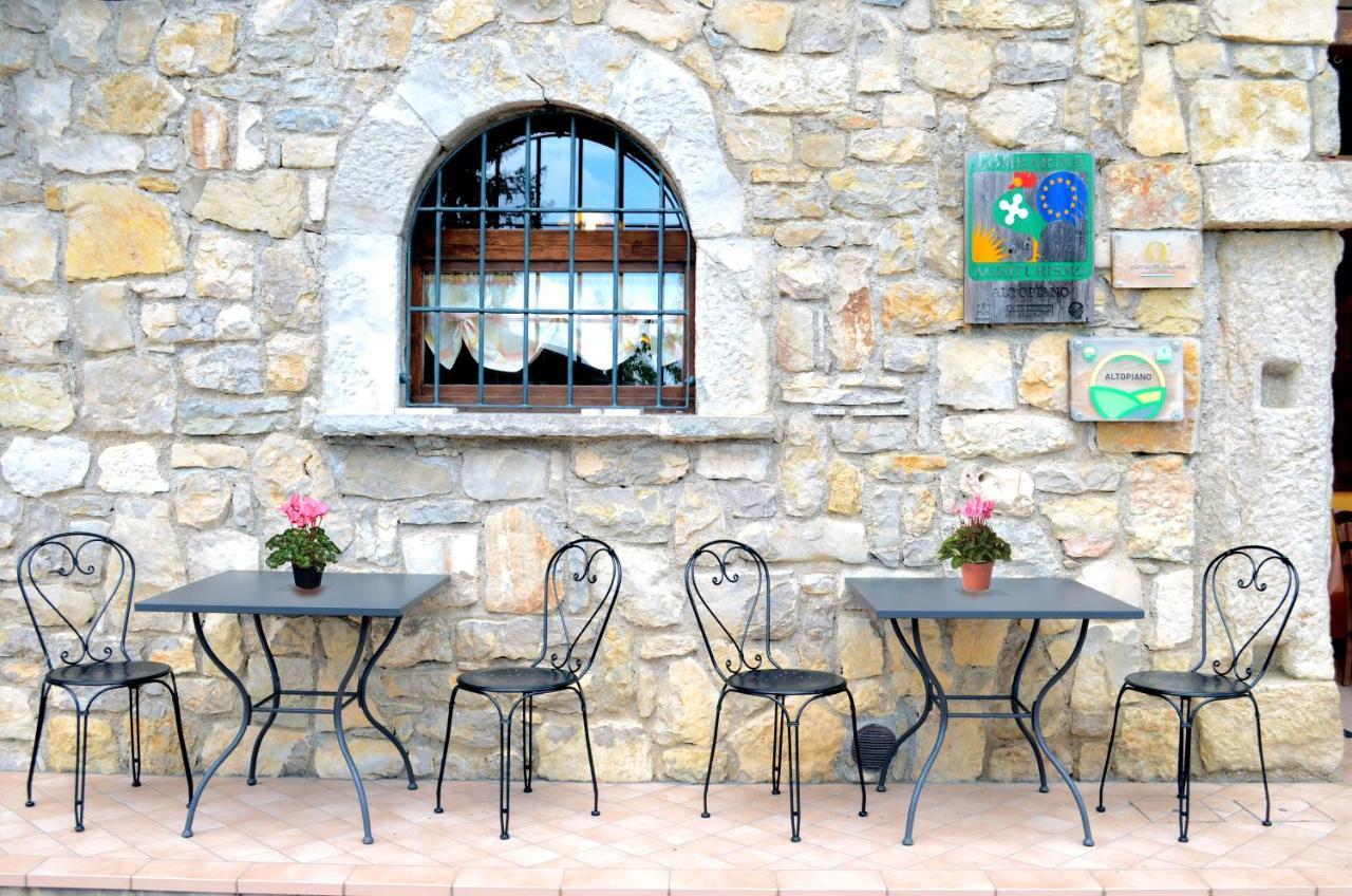 Serle Agriturismo Dell'Altopiano מראה חיצוני תמונה