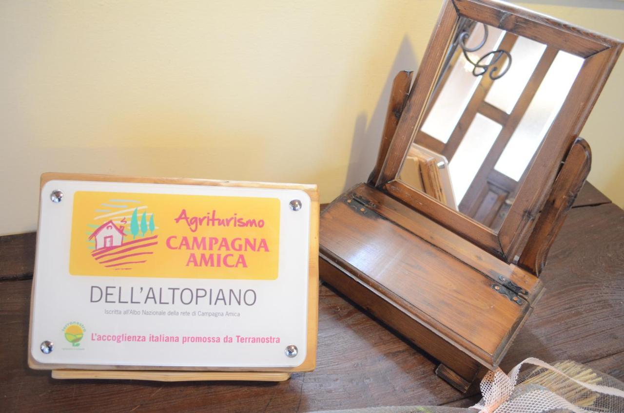 Serle Agriturismo Dell'Altopiano מראה חיצוני תמונה