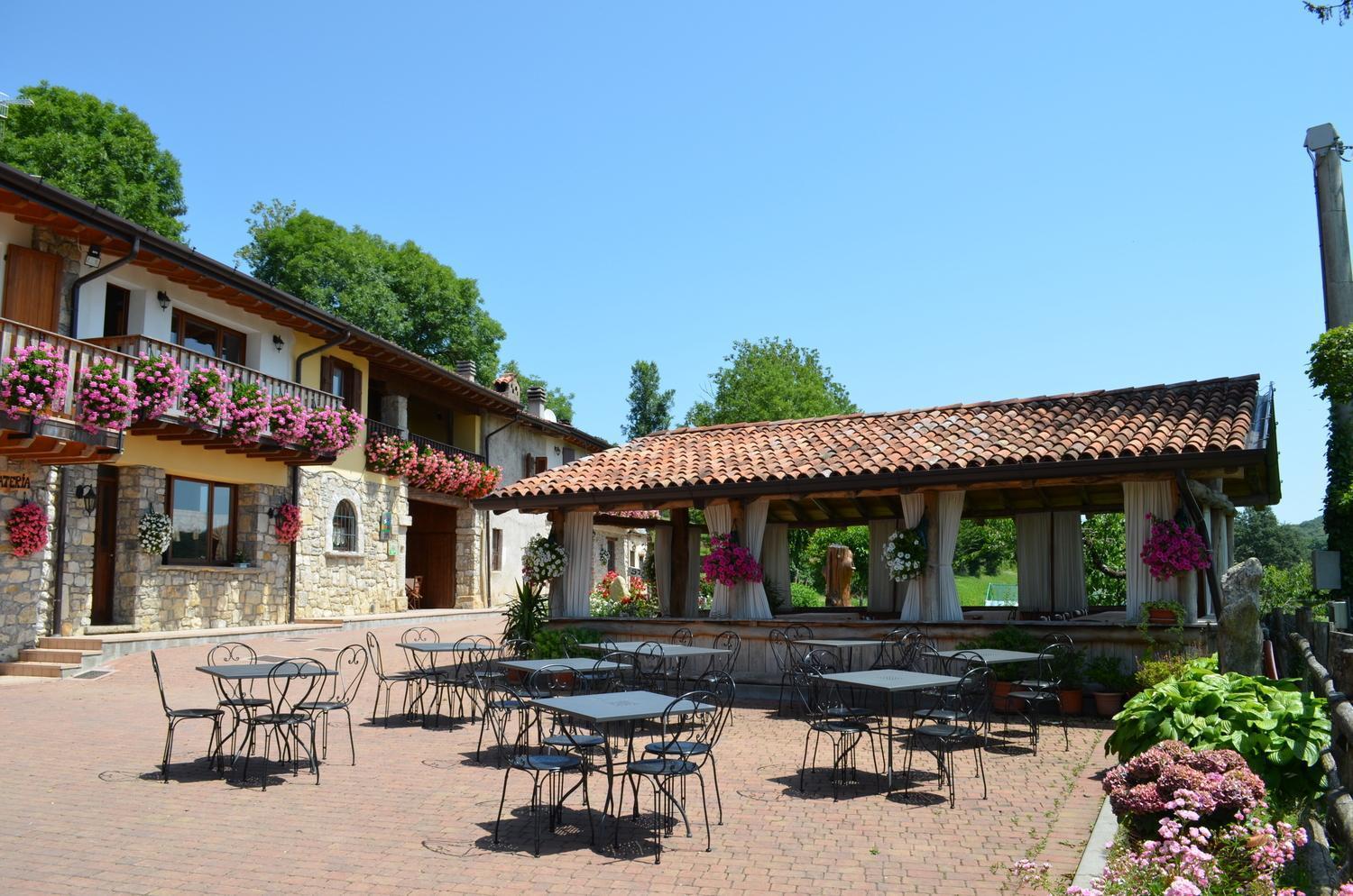Serle Agriturismo Dell'Altopiano מראה חיצוני תמונה